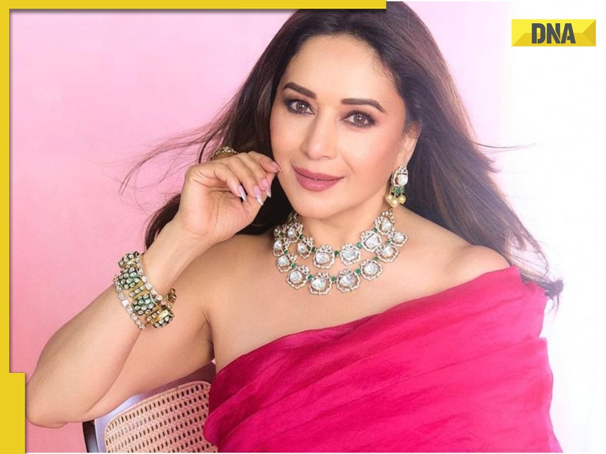 Madhuri Dixit swears by THIS healthy smoothie to stay fit and evergreen; check out the recipe
