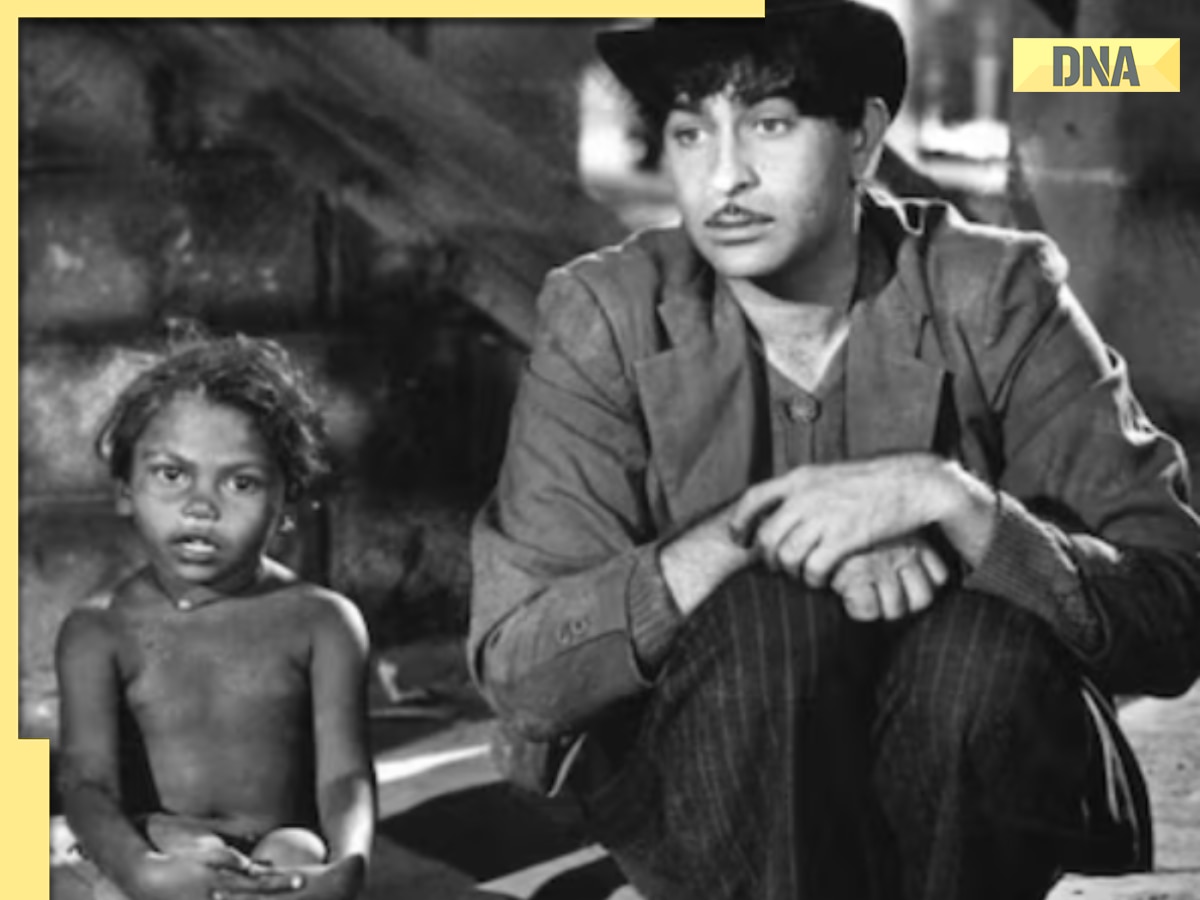This Raj Kapoor song was made in the name of waiter, recreated in Shah Rukh Khan's blockbuster film, still very few know its meaning, name is....it is composed by...