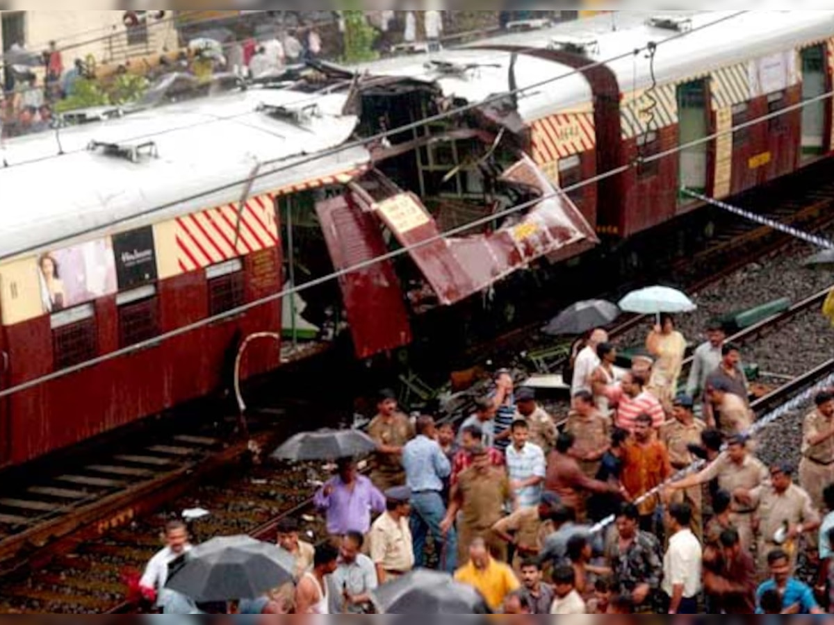 2006 Mumbai train blasts: Bombay HC acquits all 12 accused, bench says prosecution 'utterly failed to prove the case'