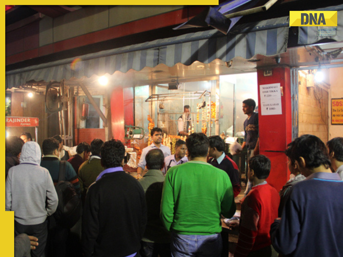 This place isn’t on Zomato or Swiggy, but people still queue up every day This place has no seating or online delivery, yet earns over Rs 100 crore just by its taste