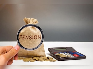 How to use an NPS Calculator to plan your retirement savings?