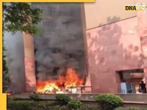 दिल्ली के BD मार्ग स्थित ब्रह्मपुत्र अपार्टमेंट में लगी भीषण आग, संसद से बेहद करीब है यह इलाका, जानें ताजा अपडेट