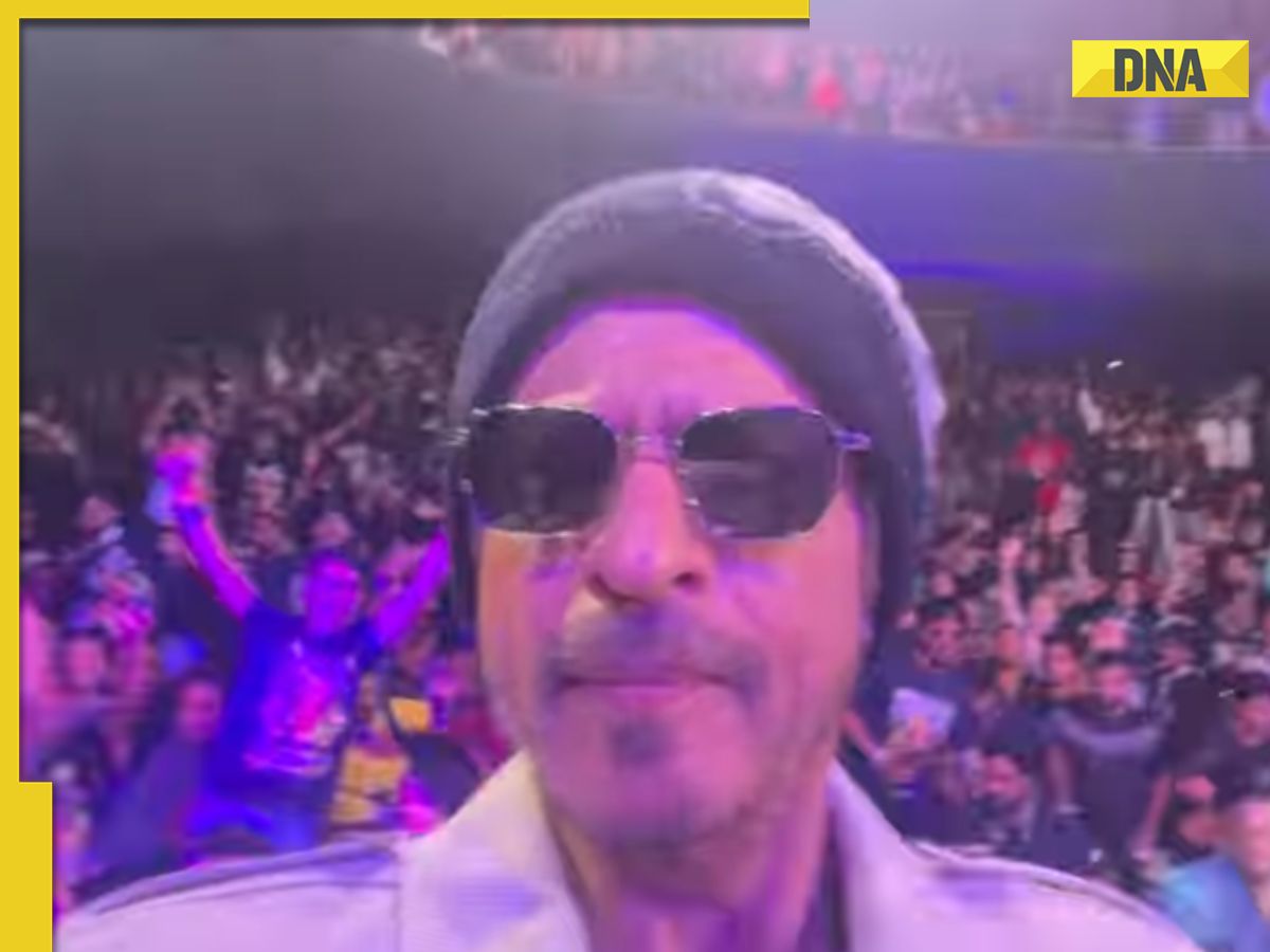general Shah Rukh Khan celebrates 60th birthday with fans, shares glimpse from meet and greet general Shah Rukh Khan celebrates 60th birthday with fans, shares glimpse from meet and greet: 'Thank you for making...'