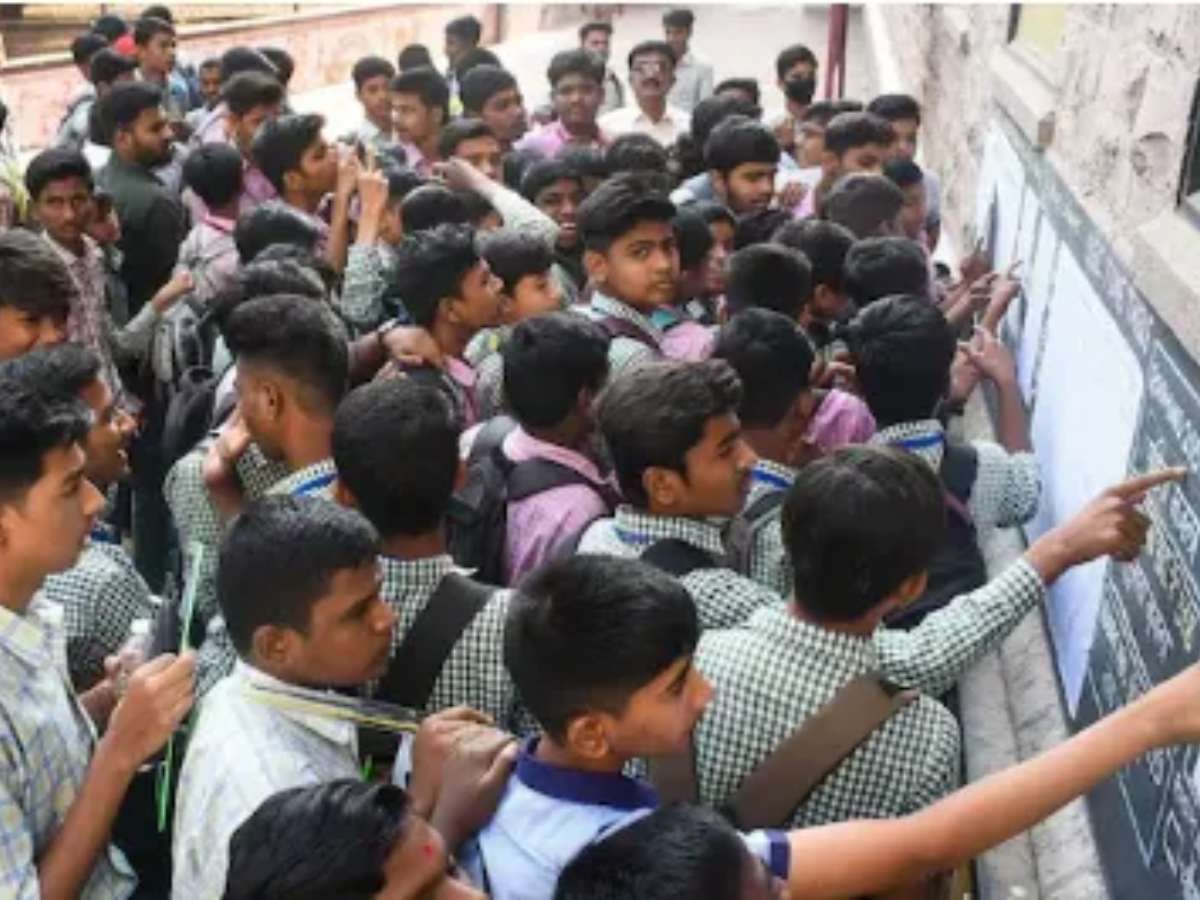 CBSE rolls out 24X7 post result helpline for students, check toll-free numbers, direct links here