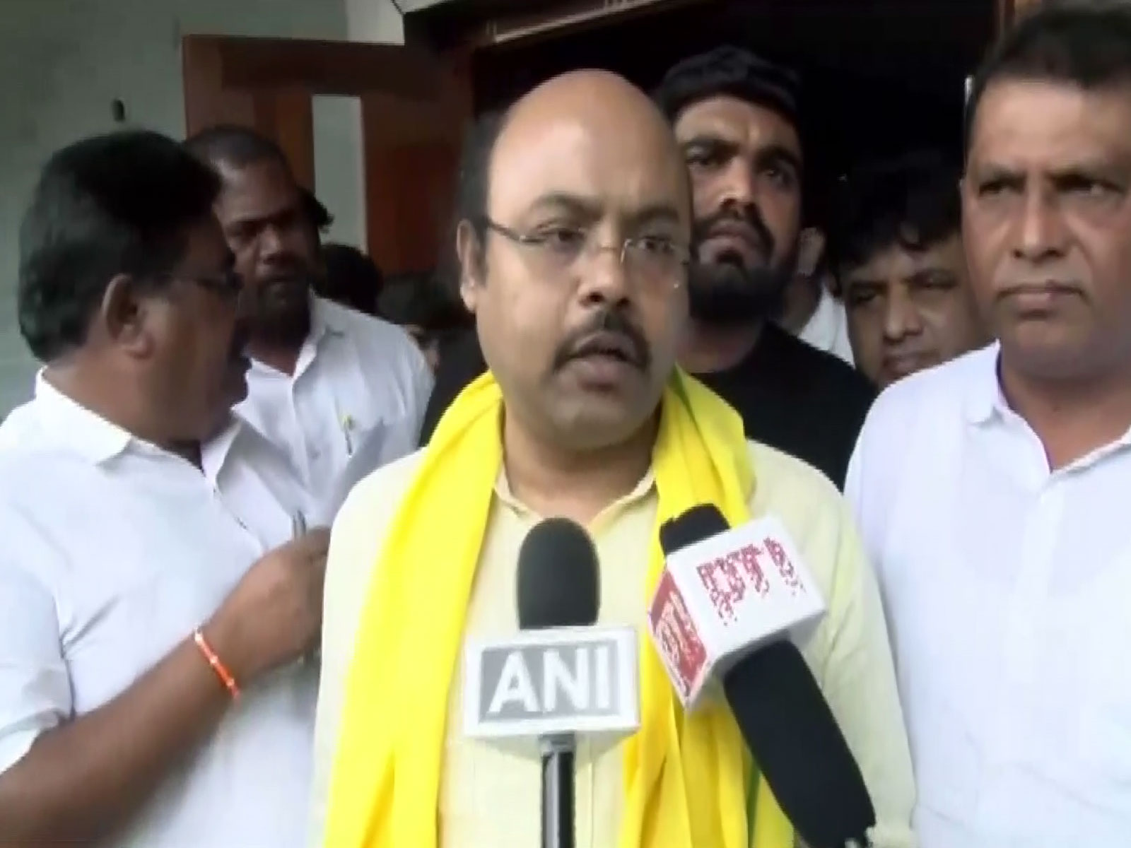 Who is Yathindra Siddaramaiah, the likely Karnataka deputy chief minister in DK Shivakumar government?