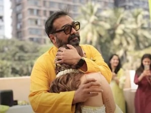 Viral video: Not Nawazuddin Siddiqui, Manoj Bajpayee, Ranbir Kapoor, but THIS actor made Anurag Kashyap cry, fans react