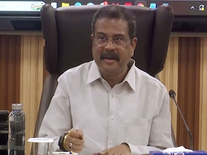 Govt orders action against NCERT officials for skipping court in paper procurement case