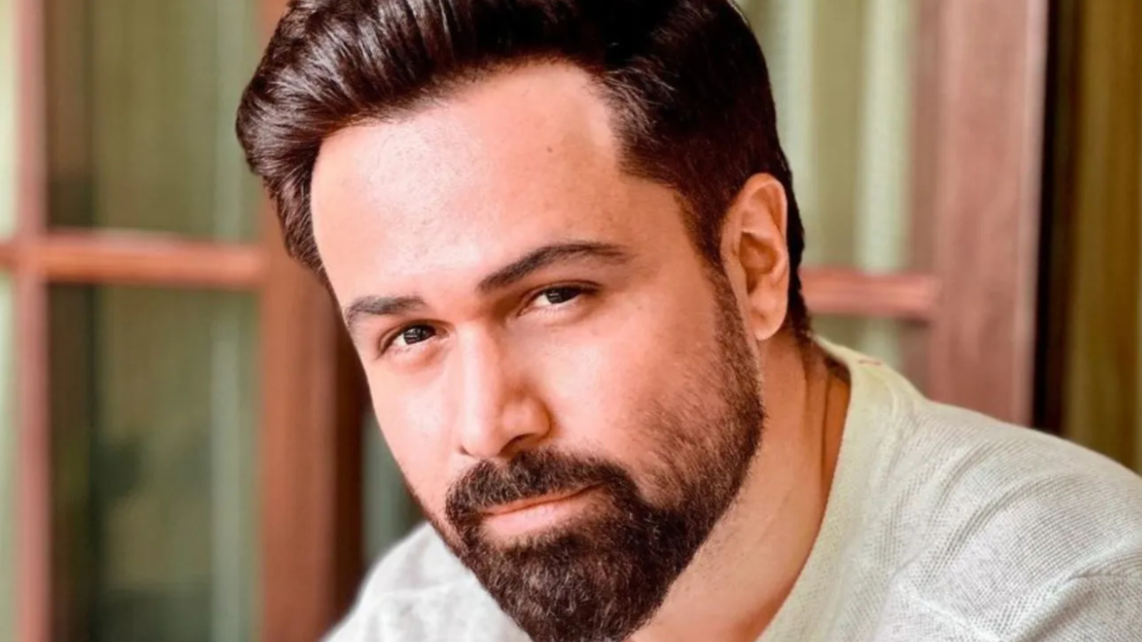 Emraan Hashmi to play Mehmood in Farhan Akhtar's RD Burman biopic? Awarapan 2 actor breaks silence