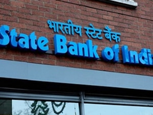 SBI Account Holders Alert! New 4-free transaction rule for BSBD accounts from Oct 1: What changes