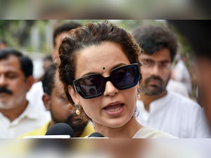 Kangana Ranaut slams Ashutosh Rana, Sonu Sood, Taapsee Pannu, Baba Ramdev, Rakhi Sawant; calls them 'bhookhe, nange log'