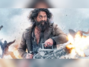 Toxic box office collection day 7: Yash, Kiara Advani-starrer shows little growth, earns Rs 225 crore in India