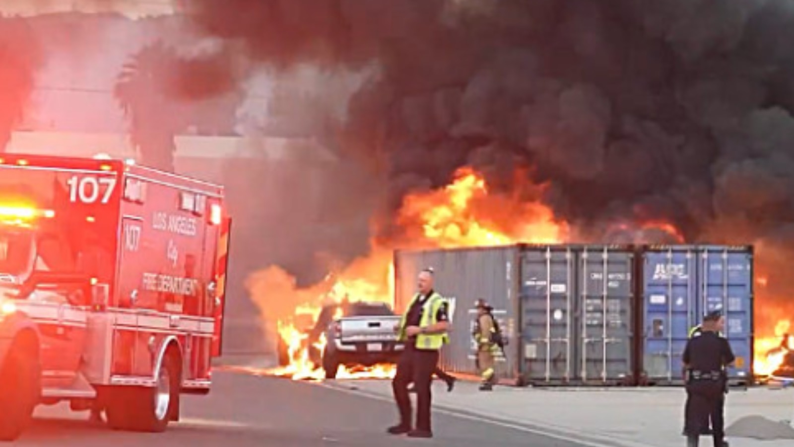 LA News: Helicopter Crash-Three killed while covering fatal collision; watch video
