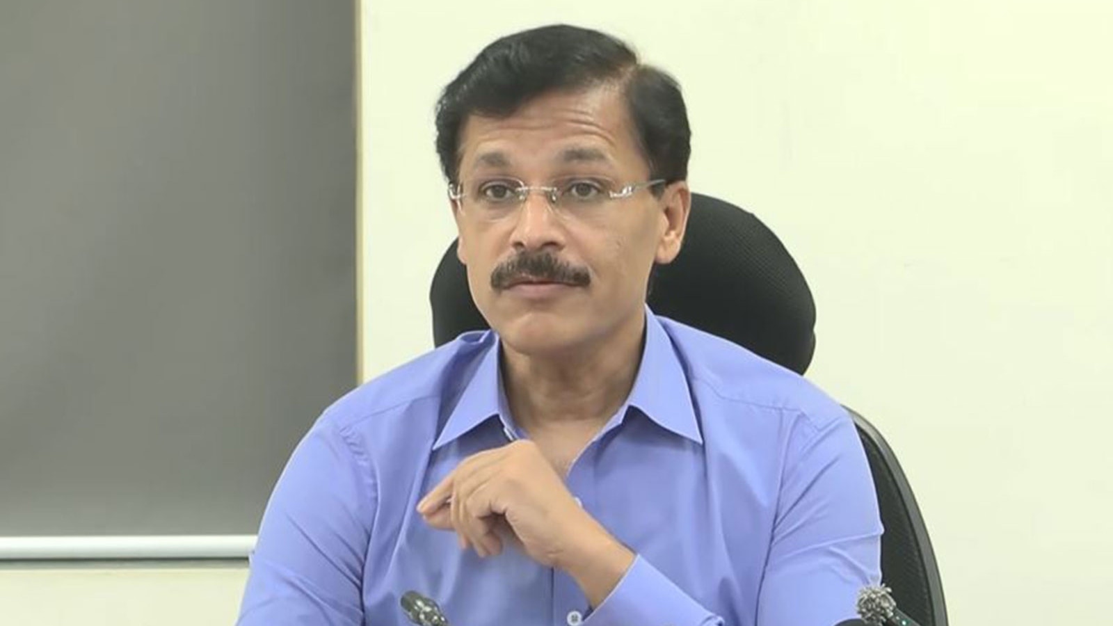 Medicine worth Rs 11 billed at Rs 325 in private hospitals, Tukaram Mundhe exposes huge pricing gap, orders crackdown