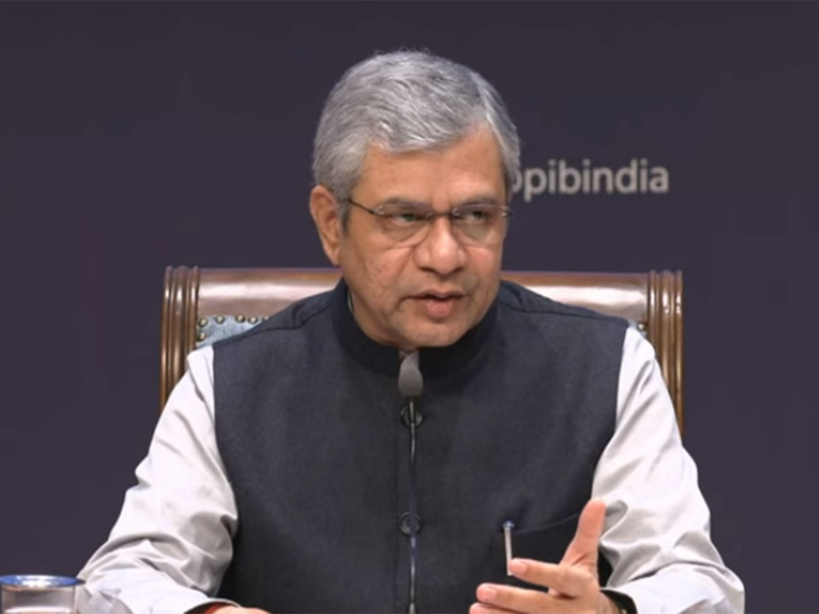 Govt raises EPFO mandatory coverage wage ceiling from Rs 15,000 to Rs 25,000