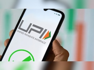 UPI MDR: Small merchants fear cash shift, experts say UPI adoption may hold — Who will absorb the cost?