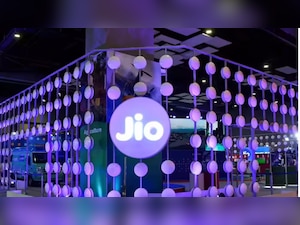 Reliance Jio IPO: Price Band likely at Rs 1065-1119 per share, issue may open on October 21; check details