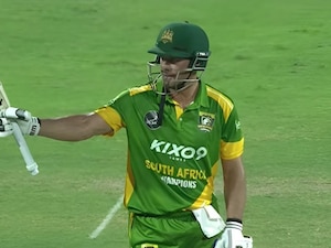 Fans demand IPL comeback as AB de Villiers turns back the clock at 42 with blazing 37-ball century in WCL