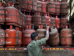 Can tenants get separate LPG connection if landlord has one? Check the rules