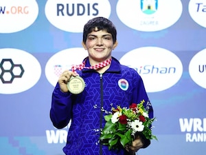 Manisha Bhanwala makes history, becomes first Indian woman to win World Wrestling Championship gold