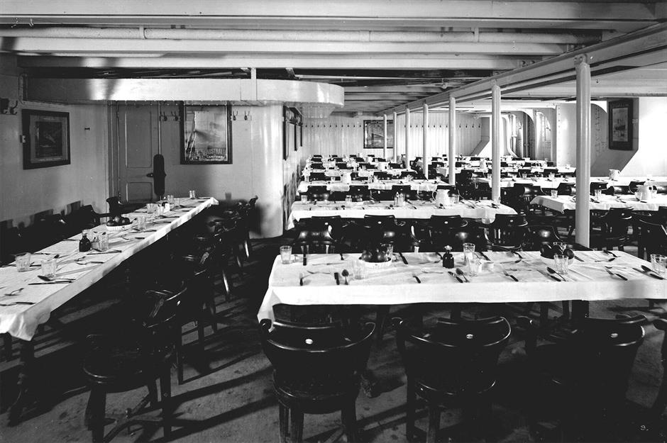 Titanic dining room