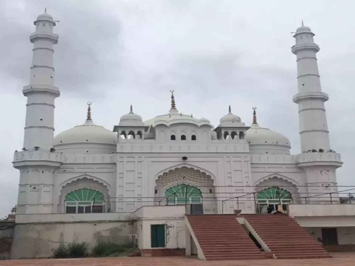 Lakshman Tila Masjid