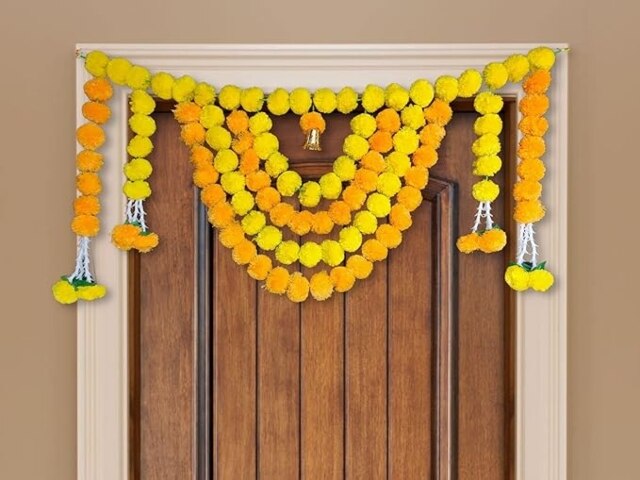 JH Gallery Artificial Marigold Garlands