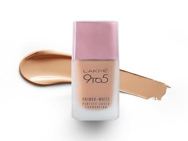 Lakme 9 to 5 Primer + Matte Perfect Cover Liquid Foundation