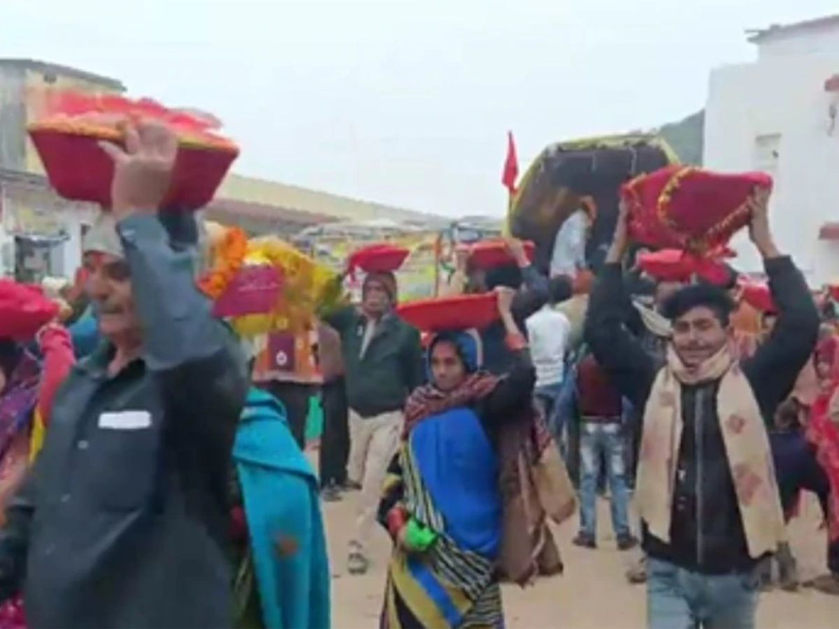 भगवान राम पर मेहरबान 'ससुराल', गाड़ियों से लद-लदकर आ रहे सामान, अयोध्या ...
