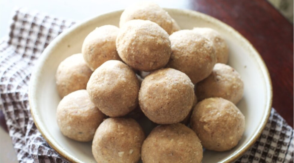 gond ke laddu 