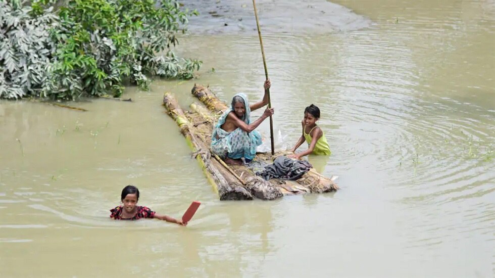 असम में आई बाढ़ में 7 लाख से ज्यादा लोग हैं प्रभावित