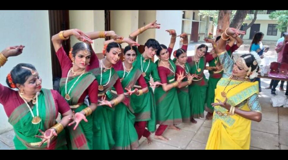 bharatnatyam Dance class for transgenders