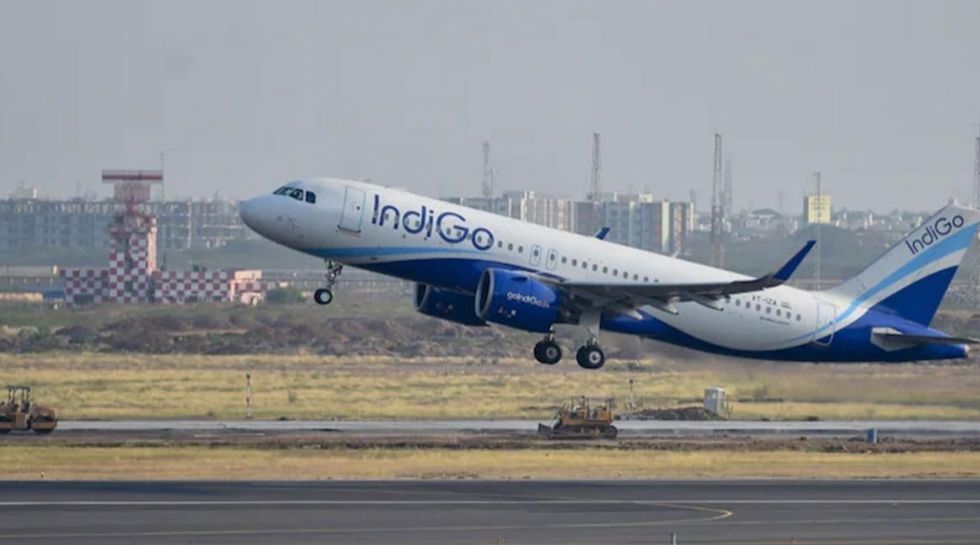 Indigo flights are in danger! Technicians from Delhi and Hyderabad went on leave