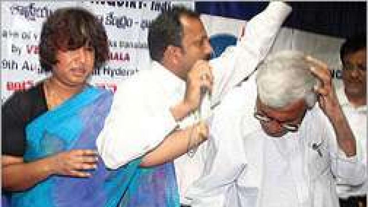 Taslima Nasrin Fucking Video - MIM activists rough up Taslima Nasreen in Hyderabad