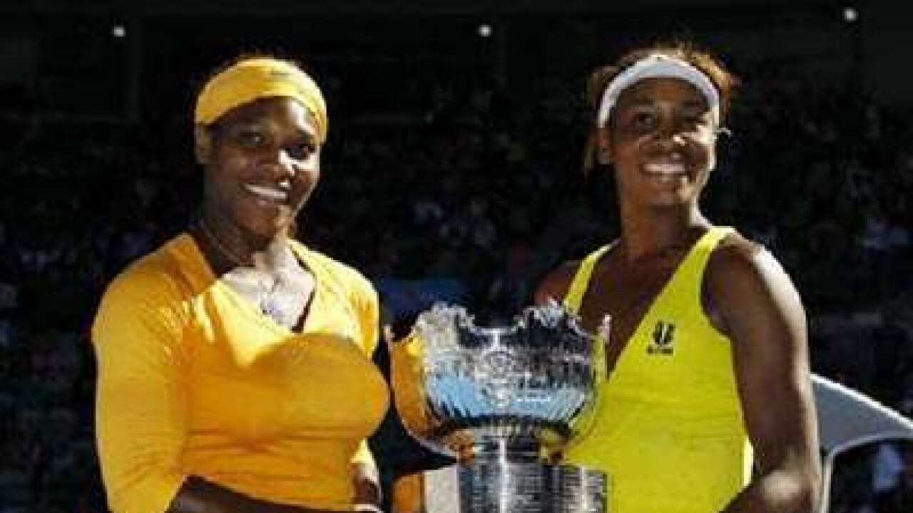 Williams sisters win Australian Open doubles title