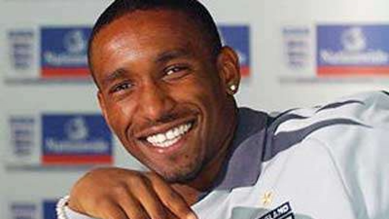 Jermain Defoe Caught With Woman 20 Performing Sex Act On Him In Car 