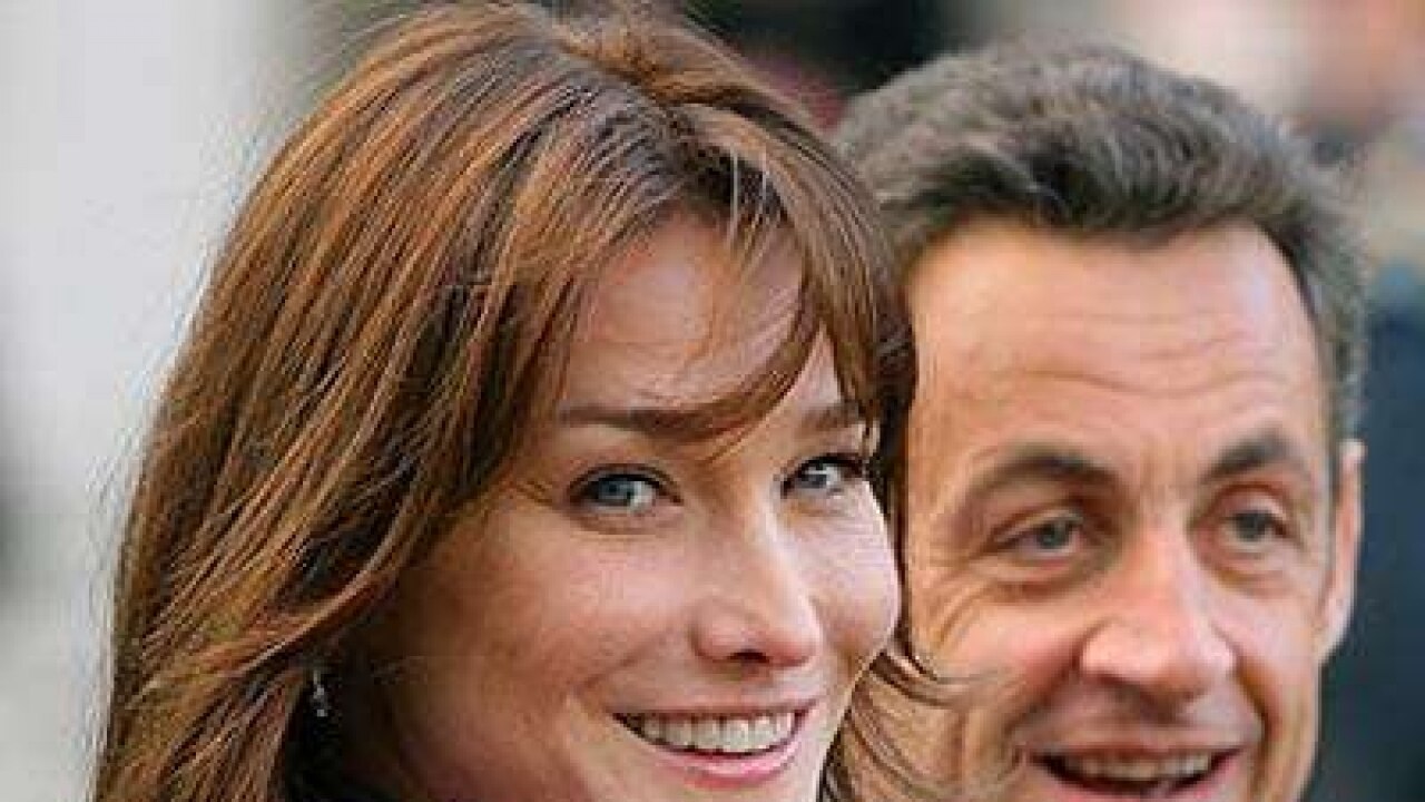 When Carla Bruni And Sarkozy Had Sex Keeping A Head Of State Waiting 