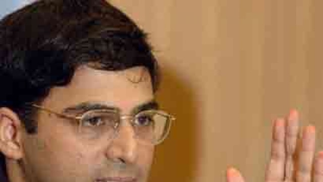Viswanathan Anand's nationality questioned, Sibal apologises