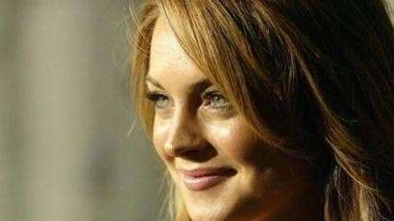 Lindsay Lohan 'really needs professional help to rebuild her life'