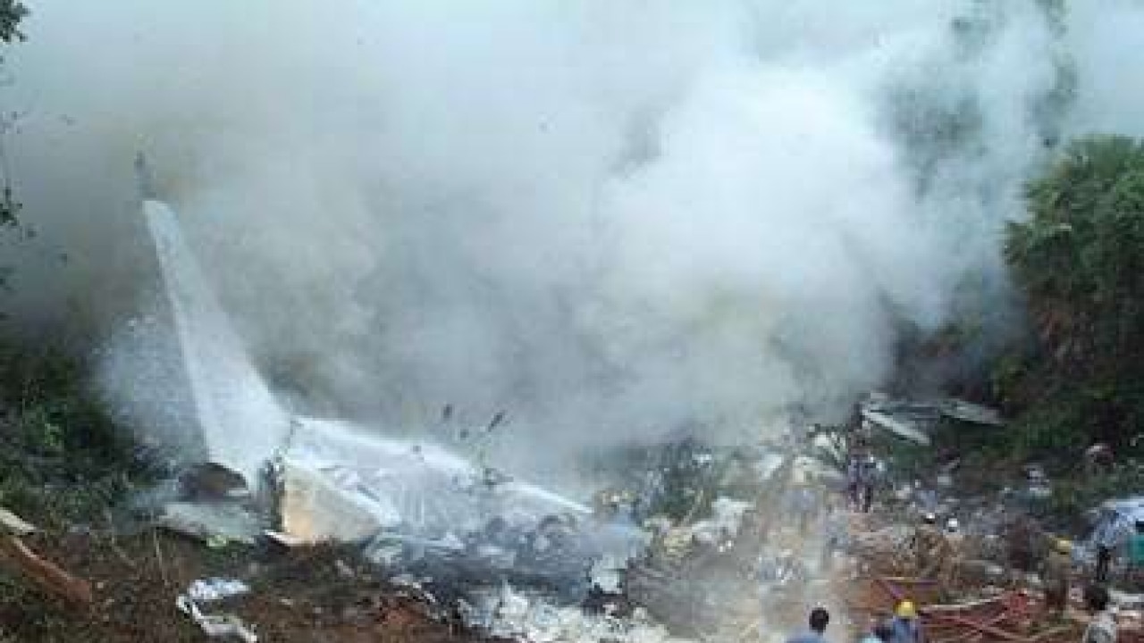 Mangalore air crash: Pilot did not heed warnings