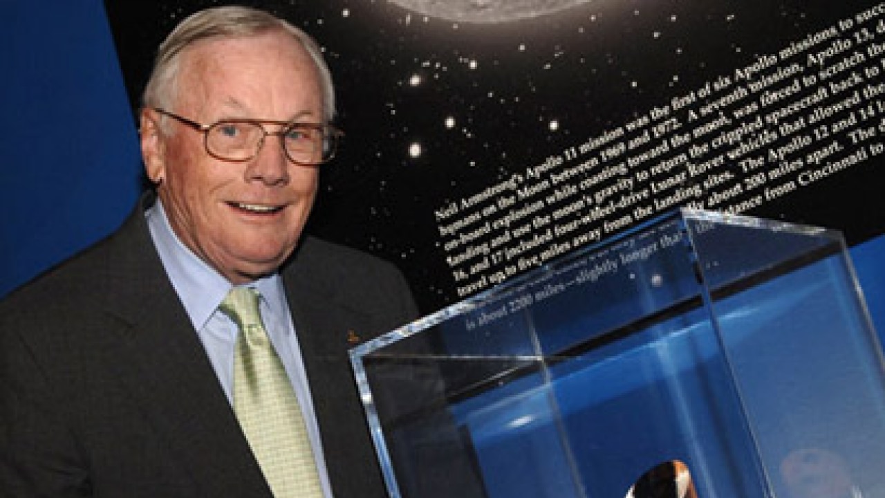 When neil armstrong stepped on the moon for the first time