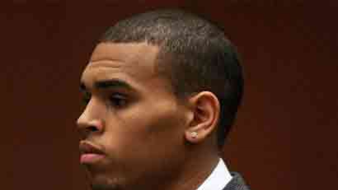 Chris Browns Naked Picture Leaked Online By Ex Girlfriend