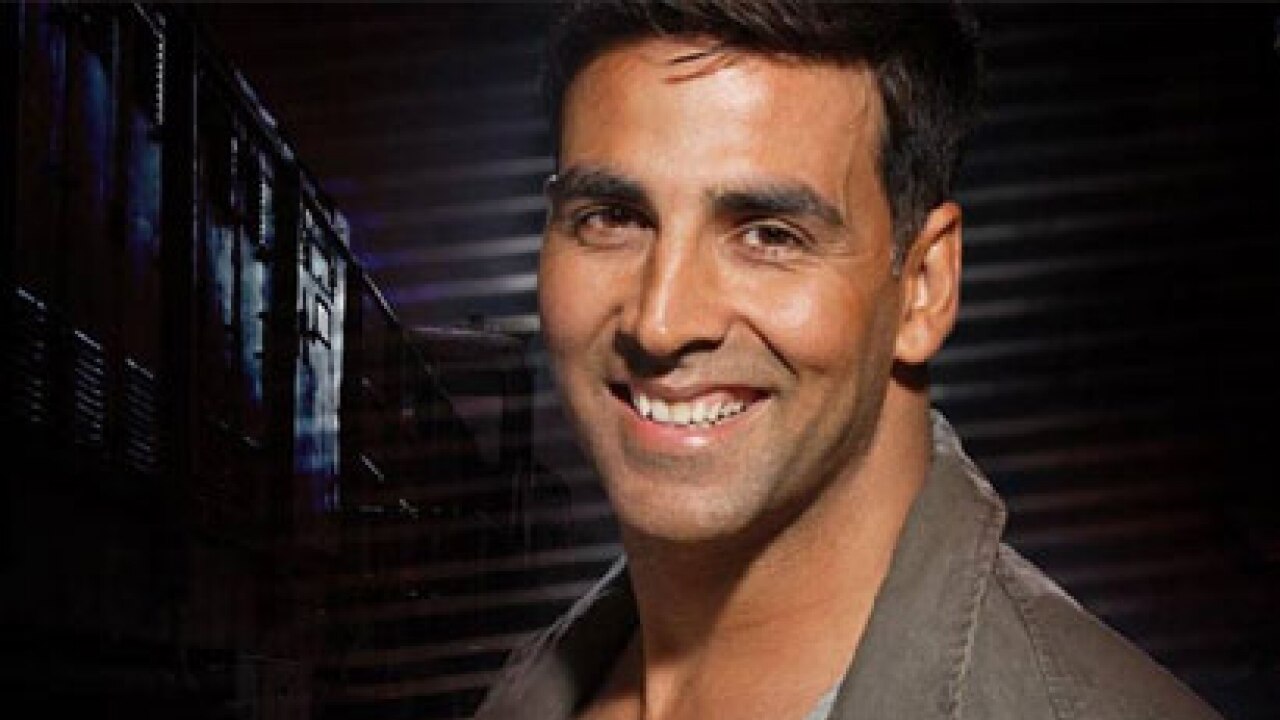 Akshay Kumar praises Hrithik Roshan's dance moves Akshay Kumar praises Hrithik Roshan's dance moves