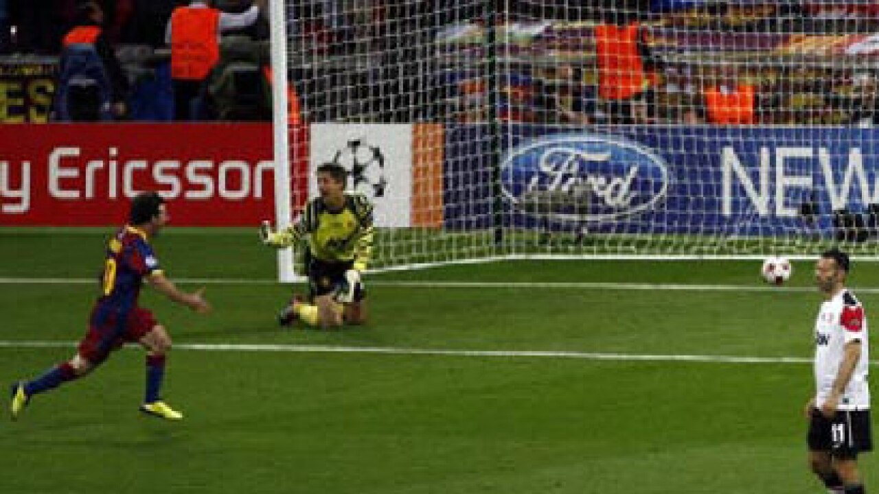 We were mesmerised by midfield and Messi, says Alex Ferguson