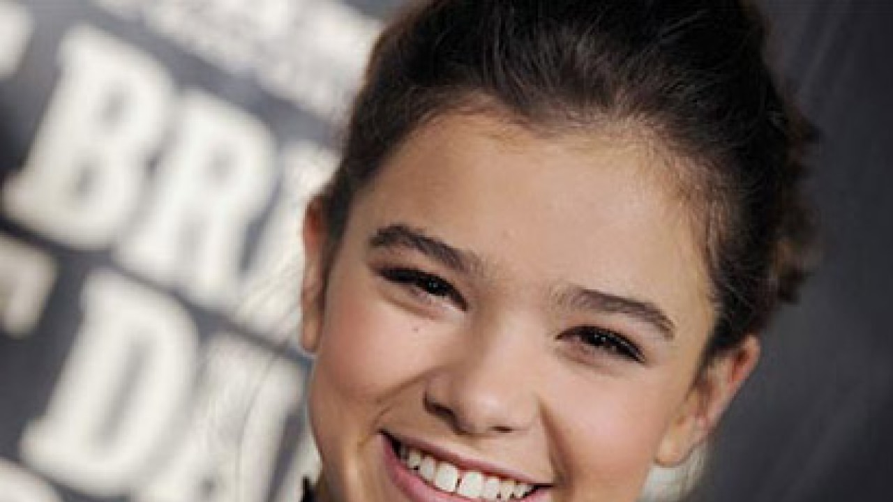 True Grits Hailee Steinfeld to go nude in new Romeo and Juliet film