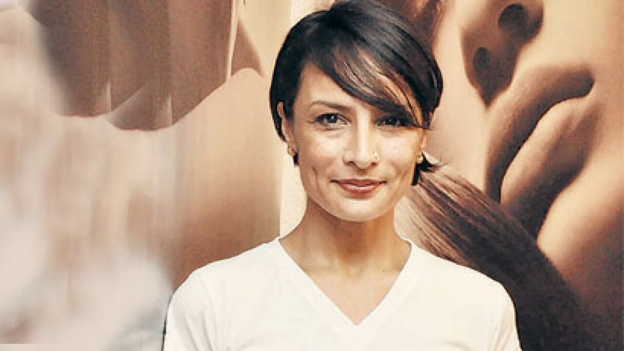 Farhan S Got The Toughest Hair Says Stylist Wife Adhuna Akhtar