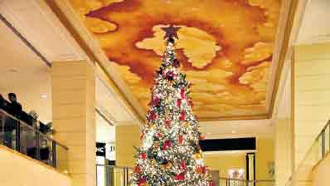 Christmas tree opening in Leela Bangalore
