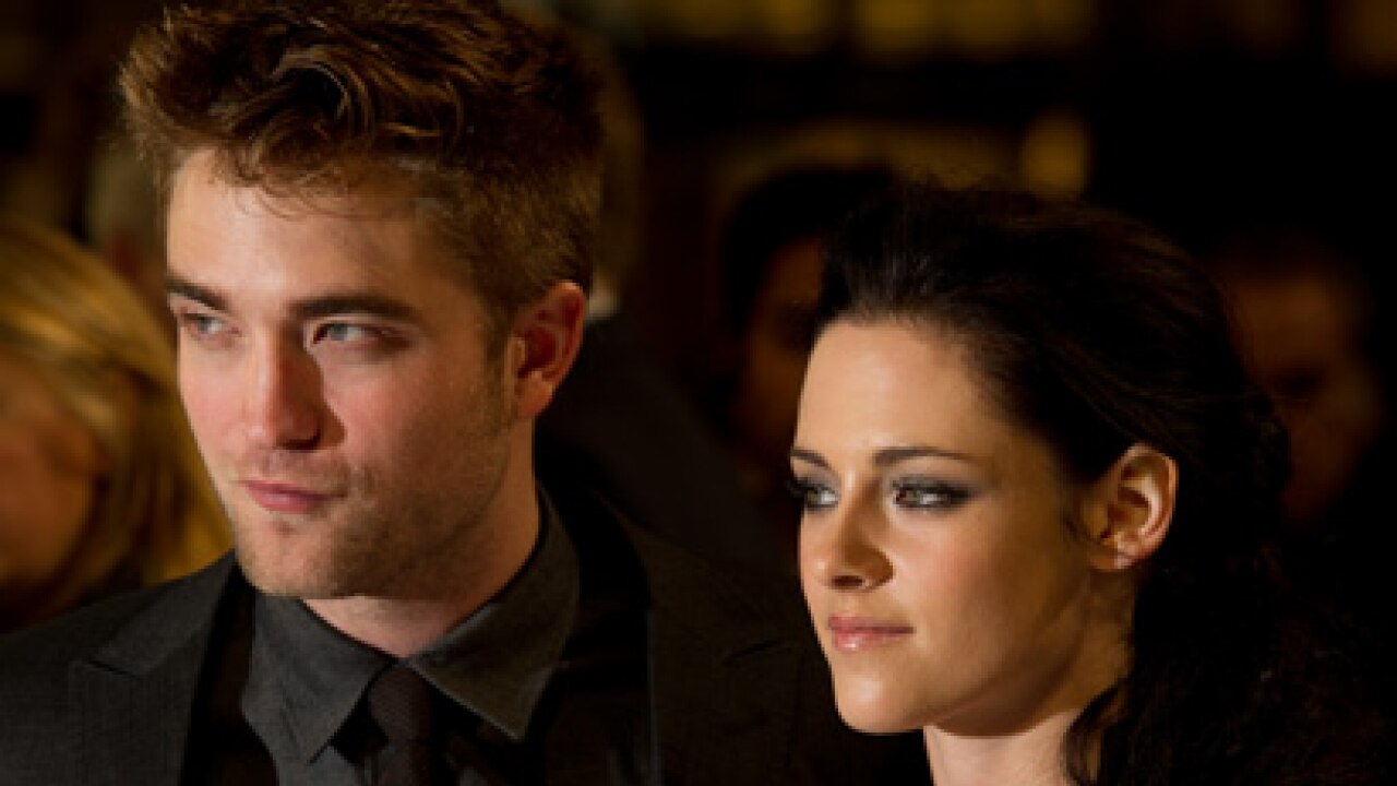 Dolls On Robert Pattinson Kristen Stewart Twilight Wedding