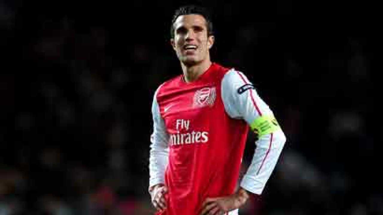 Van persie's double not enough to ensure arsenal a win