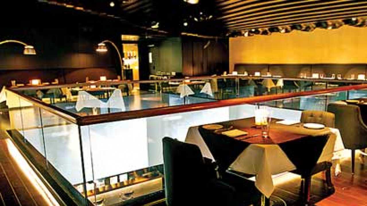 f bar in mumbai