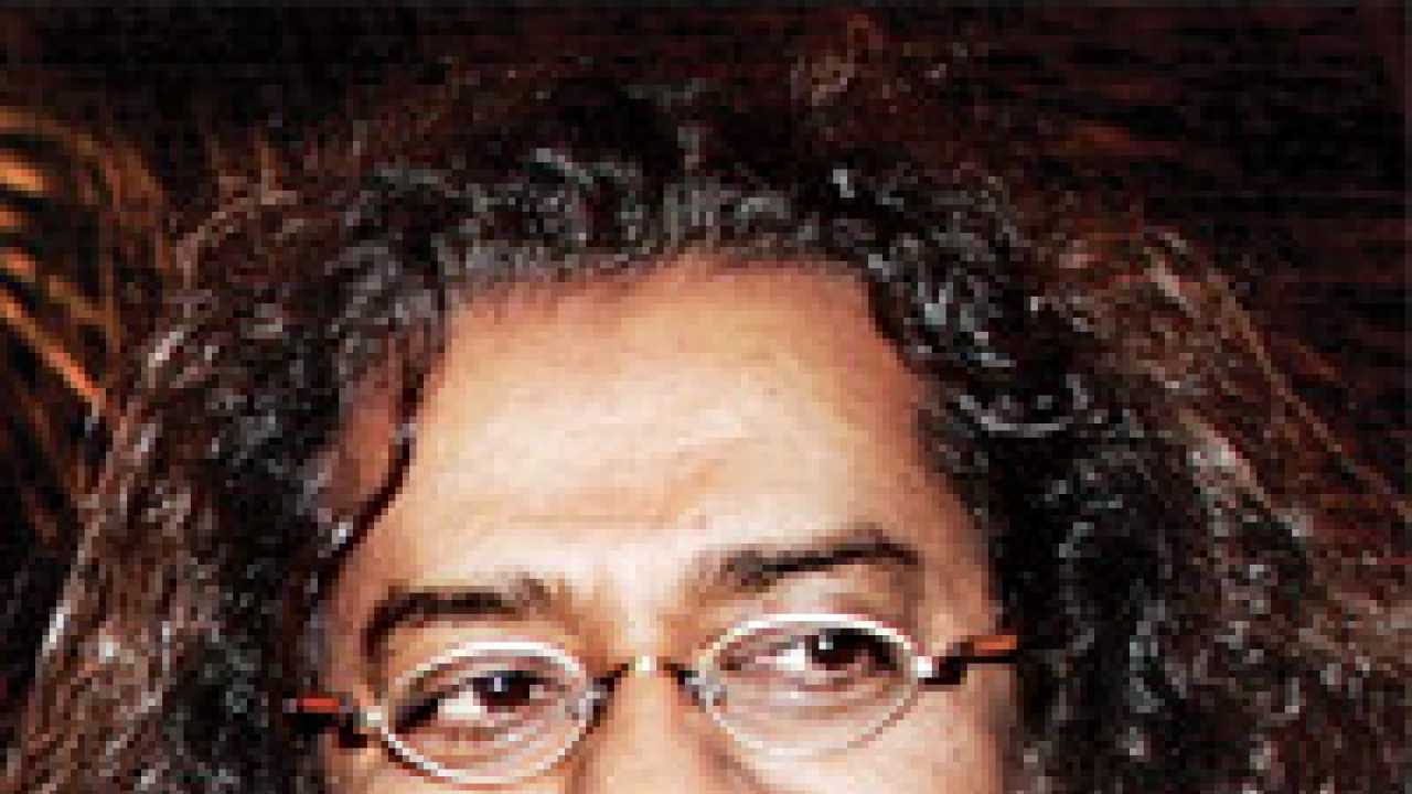 Hariharan works with his protégé Lavanya on her debut album Hariharan works with his protégé Lavanya on her debut album